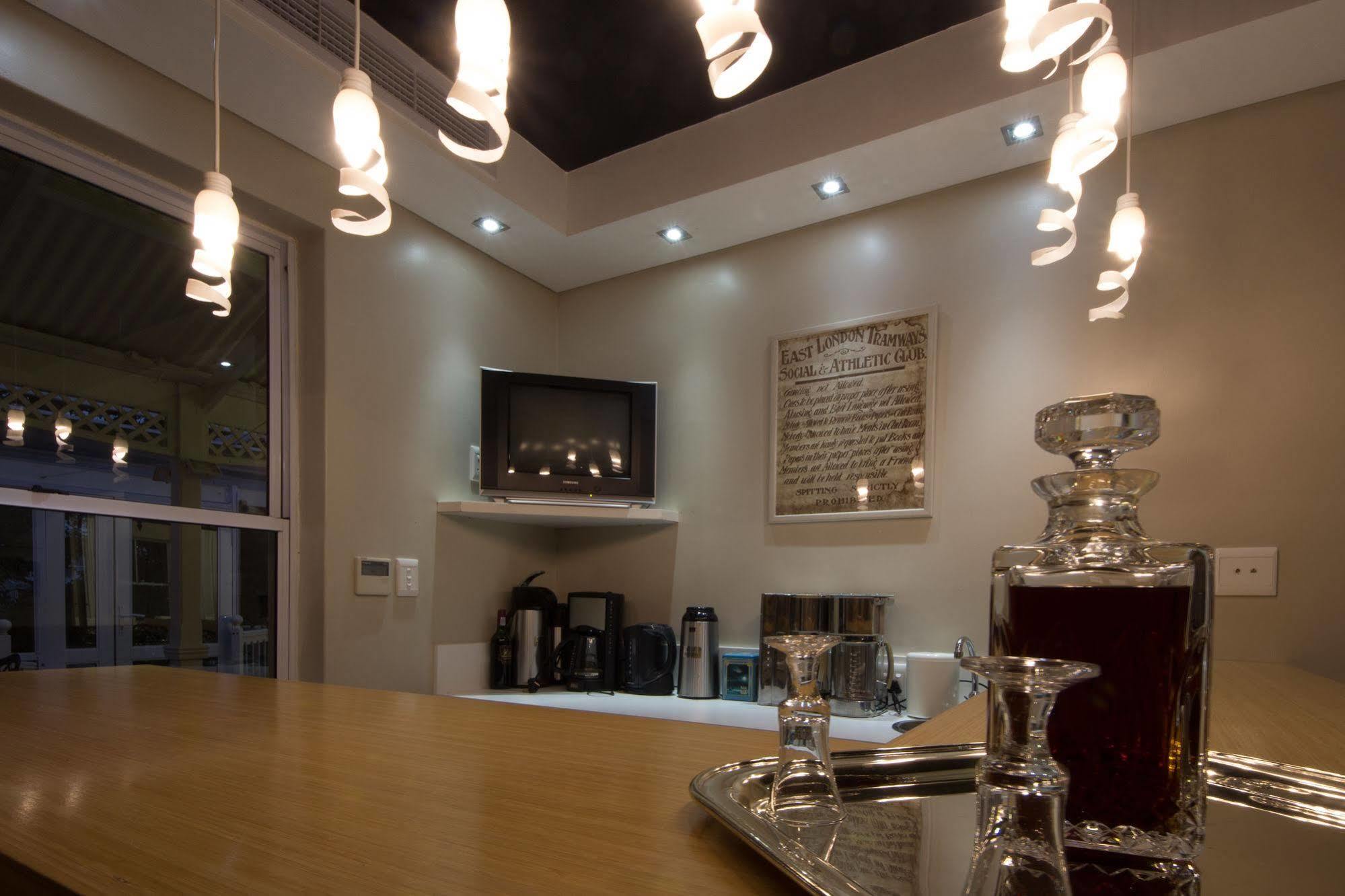 Quarry Lake Inn East London Dış mekan fotoğraf