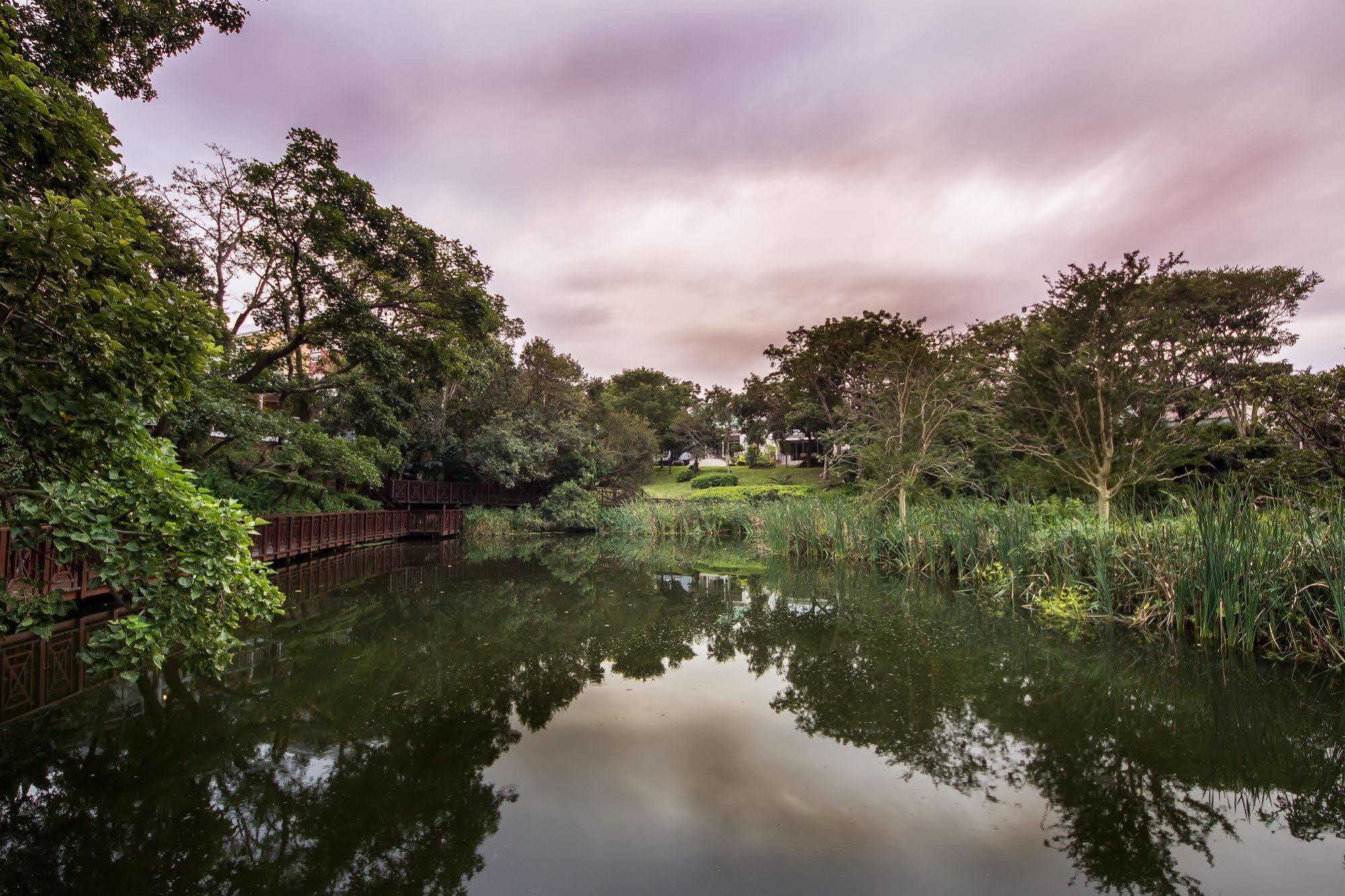 Quarry Lake Inn East London Dış mekan fotoğraf